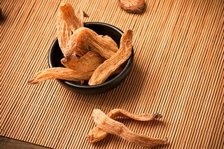 睡到自然醒心情美美哒的句子(（睡到自然醒发朋友圈说说）