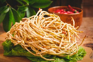 自己作文_用英语介绍自己作文